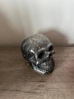 Epoxy doodskop doodshofd skull beeldje zwart bladgoud, Verzamelen, Beelden en Beeldjes, Ophalen of Verzenden, Zo goed als nieuw