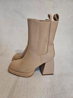 Laars dames maat 38 Nieuw Bellucci, Kleding | Dames, Schoenen, Nieuw, Lage of Enkellaarzen, Beige, Ophalen of Verzenden