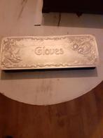 Brocante Engels handschoenen Doosje met handschoenen leerin, Antiek en Kunst, Ophalen of Verzenden