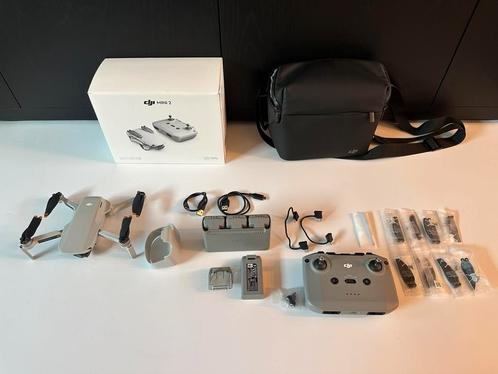 DJI MINI 2 Fly More Combo | garantie | nieuwstaat | 5 accu's, Audio, Tv en Foto, Drones, Zo goed als nieuw, Drone met camera, Ophalen of Verzenden