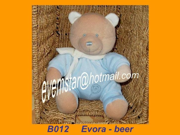 B012 Beer - Evora : lichtbruin / lichtblauw beertje, Kinderen en Baby's, Speelgoed | Knuffels en Pluche, Zo goed als nieuw, Beer