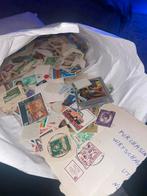Zak vol buitenlandse postzegels, Ophalen of Verzenden, Buitenland