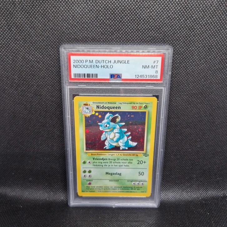 Nidoqueen Holo NL Jungle PSA 8, Hobby en Vrije tijd, Verzamelkaartspellen | Pokémon, Zo goed als nieuw, Ophalen of Verzenden