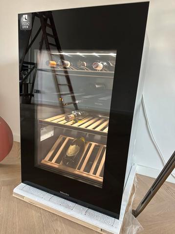 Nieuw inbouw Miele Wijnklimaatkast beschikbaar voor biedingen
