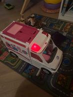 Barbie ambulance, Kinderen en Baby's, Speelgoed | Speelgoedvoertuigen, Ophalen of Verzenden, Gebruikt