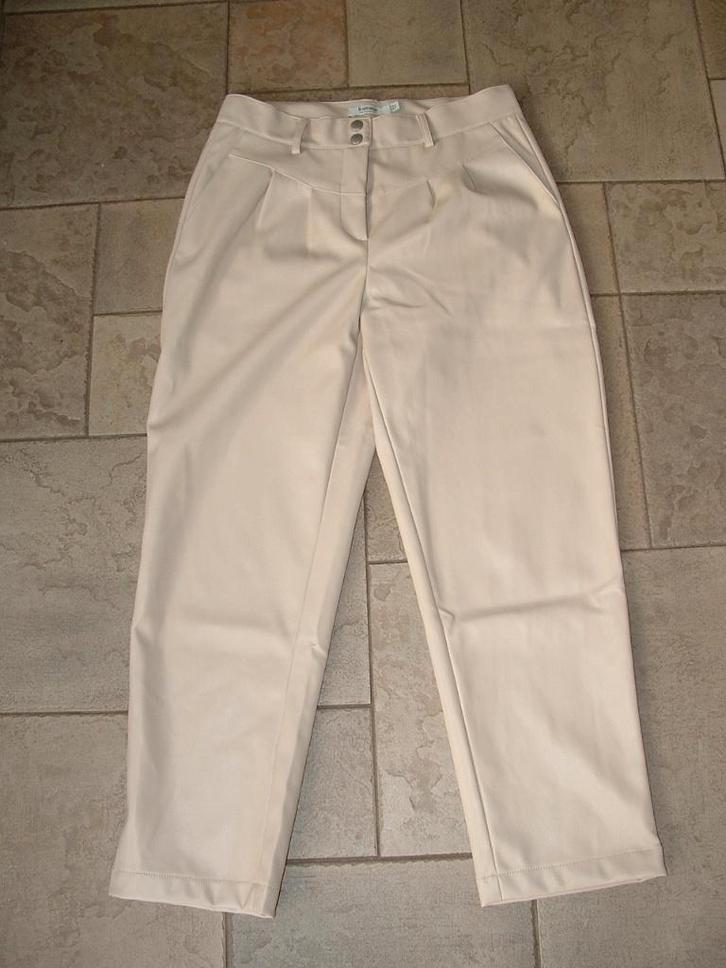 B.Young ByDota Faux Leather pants broek maat 36, Kleding | Dames, Broeken en Pantalons, Zo goed als nieuw, Maat 36 (S), Zwart