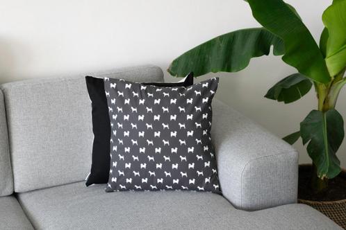 Chihuahua sierkussen hoes zwart / wit, Huis en Inrichting, Woonaccessoires | Kussens, Nieuw, Zwart, Vierkant, Ophalen of Verzenden