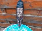 Beslagen masker uit een stuk hout Ghana 30 cm., Ophalen of Verzenden