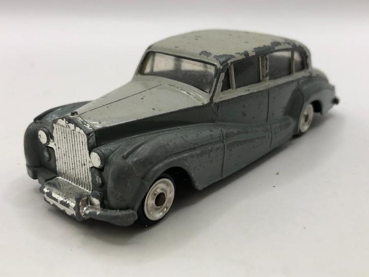Dinky Toys 150 Rolls-Royce Silver Wraith grijs -MATIG- M33, Hobby en Vrije tijd, Modelauto's | 1:43, Gebruikt, Auto, Dinky Toys