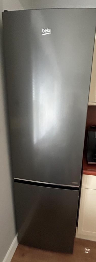 Nieuwe koelkast BEKO met garantie, Witgoed en Apparatuur, Koelkasten en IJskasten, Nieuw, Met vriesvak, 200 liter of meer, 160 cm of meer