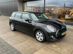 Mini Clubman 1.5 102pk 2021 Zwart, 700 kg, Zwart, Stationwagon, Handgeschakeld