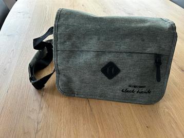 BLACK HAWK SCHOUDERTAS beschikbaar voor biedingen