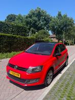 Volkswagen Polo 1.2 51KW 2013 Rood MATCH, Auto's, Volkswagen, Voorwielaandrijving, 1198 cc, Handgeschakeld, Grijs