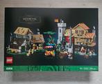 Lego Icons Middeleeuws Dorpsplein 10332 - Nieuw!, Kinderen en Baby's, Speelgoed | Duplo en Lego, Ophalen of Verzenden, Nieuw, Complete set