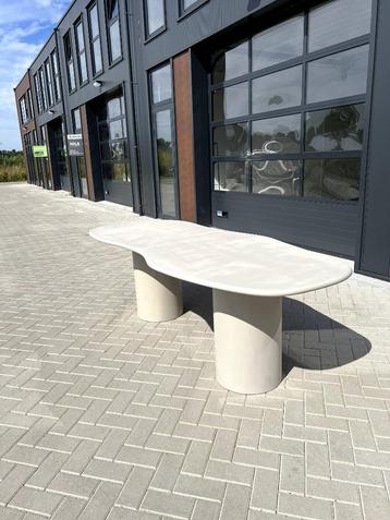 Organische eettafel 96x240x76 cm Japandi stijl beschikbaar voor biedingen