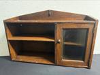 Amsterdamse school Art Deco hangkast wandkastje, Antiek en Kunst, Antiek | Meubels | Kasten, Ophalen of Verzenden