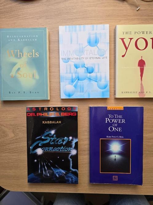 Set van 5 Kabbalah boeken van Rav Berg, Boeken, Esoterie en Spiritualiteit, Zo goed als nieuw, Achtergrond en Informatie, Spiritualiteit algemeen