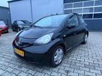 Toyota Aygo 1.0-12V + Stuurbekachtiging Goedkoop rijden, Auto's, Toyota, Voorwielaandrijving, Gebruikt, 4 stoelen, Origineel Nederlands