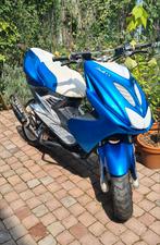 Yamaha Aerox R (2006) – Race/Project blauw wit, Fietsen en Brommers, Ophalen, Tweetakt, Aerox, 60 cc