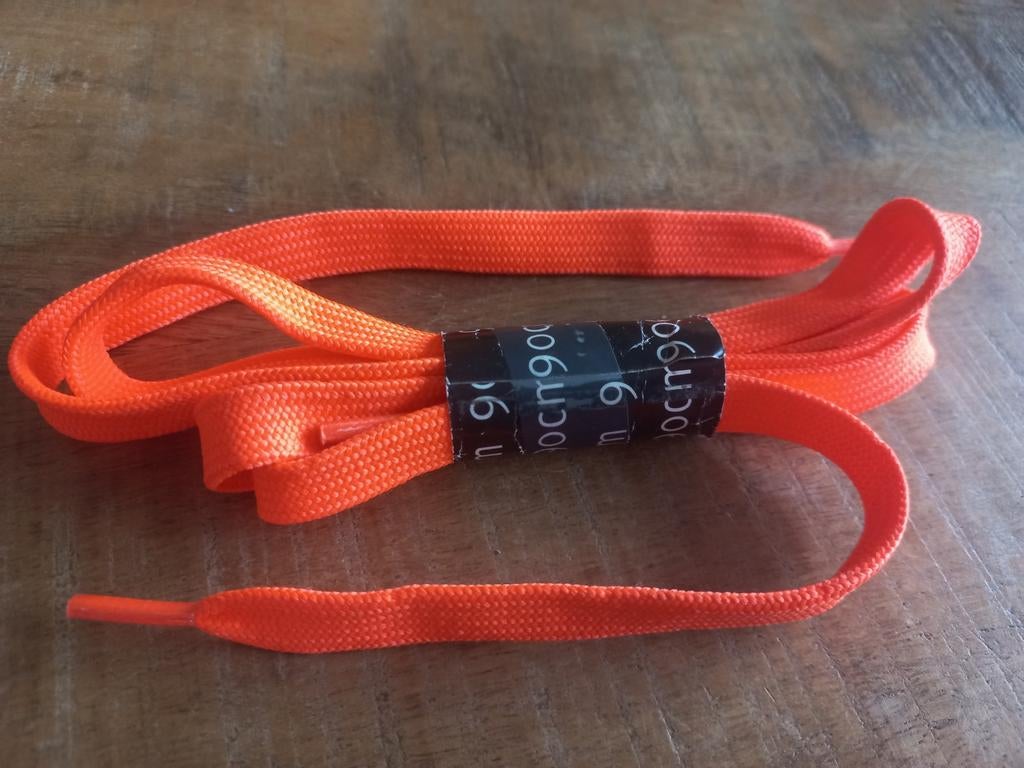 Neon Oranje Veters - 90cm Nieuw, Ophalen of Verzenden, Nieuw, Overige kleuren