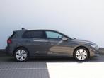 Volkswagen Golf Life Edition 1.5 eHybrid 150 kW / 204 pk Hat, Stof, 1498 cc, 4 cilinders, 26 kWh