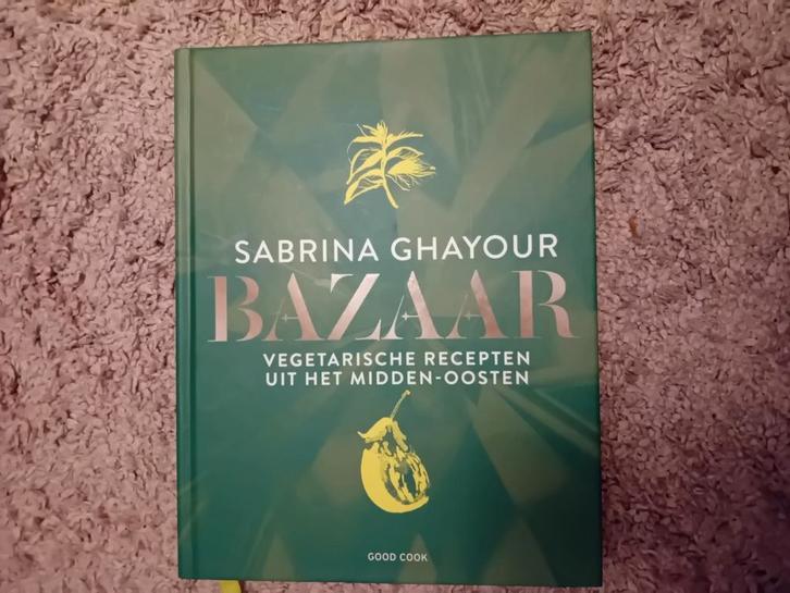 Sabrina Ghayour - Bazaar, Boeken, Kookboeken, Zo goed als nieuw, Hoofdgerechten, Azië en Oosters, Vegetarisch, Ophalen of Verzenden