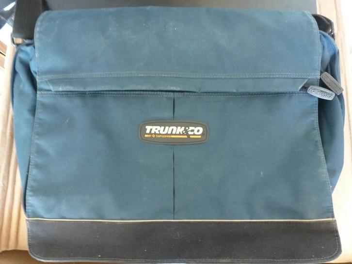 Laptoptas. (Grote maat), Computers en Software, Laptoptassen, Gebruikt, 17 inch of meer, Verzenden