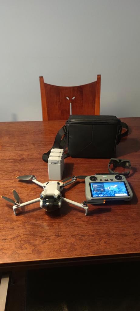 Dji mini 4 pro fly more combo 4k (60fps), Audio, Tv en Foto, Drones, Zo goed als nieuw, Drone met camera, Ophalen of Verzenden