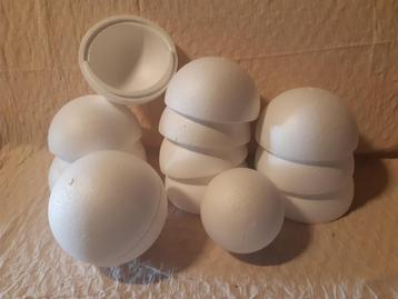 Piepschuim bollen 1 x 15 cm, 6 x 20 cm doorsnede beschikbaar voor biedingen