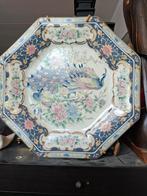 Wandbord aardewerk beschilderd met pauw china japan style, Ophalen
