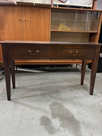 Koloniale sidetable met lades – sfeervol & slank model beschikbaar voor biedingen