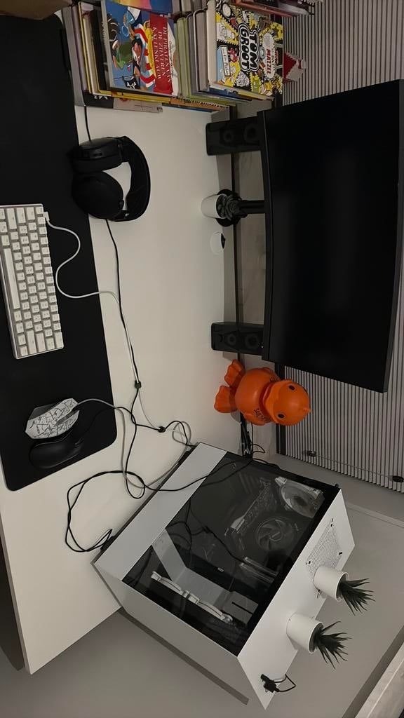 Complete gaming setup, Computers en Software, Desktop Pc's, Zo goed als nieuw, Onbekend, SSD, 16 GB, Met videokaart, Met monitor