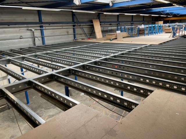 Gebruikte Entresolvloeren alle maten beschikbaar., Zakelijke goederen, Kantoor en Winkelinrichting | Magazijn, Stelling en Opslag