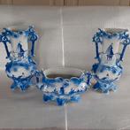 Vintage kaststel; 2 vazen + jardinière blauw / wit, Ophalen, Gebruikt, Blauw, Aardewerk of Porselein