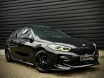 BMW 1-serie 118i M-PERF. M135 PANO|SCHAALSTOEL|CAMERA, Gebruikt, Alcantara, Zwart, Origineel Nederlands