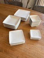 Wit serviesset vierkant, Huis en Inrichting, Keuken | Servies, Ophalen, Gebruikt, Overige stijlen, Aardewerk