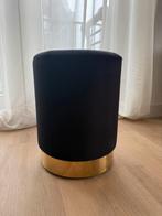 Zwarte fluwelen poef gouden details, Huis en Inrichting, Banken | Voetenbanken en Poefen, Ophalen, Minder dan 50 cm, Rond, Minder dan 50 cm