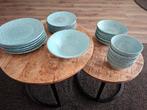 Turquoise Aardewerk Servies - Borden en Kommen, Huis en Inrichting, Ophalen, Zo goed als nieuw, Bord(en), Overige stijlen