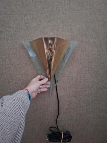 Prachtige driehoek wandlamp/ lamp retro vintage jaren 70/80 beschikbaar voor biedingen