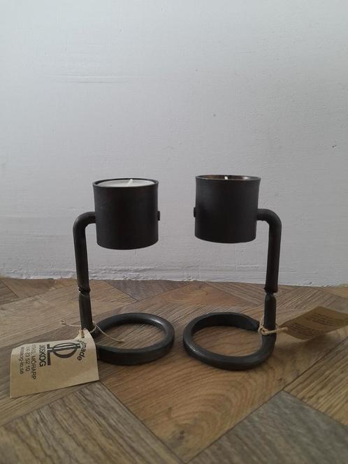 Twee gietijzeren brutalist Zweedse Lindskog kandelaars, Huis en Inrichting, Woonaccessoires | Kandelaars en Kaarsen, Nieuw, Minder dan 25 cm