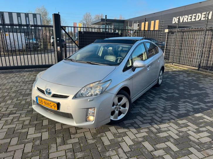 Toyota Prius 1.8 Full Hybrid 136PK Aut 2010 Grijs, Auto's, Toyota, Bedrijf, Prius, ABS, Achteruitrijcamera, Airbags, Airconditioning