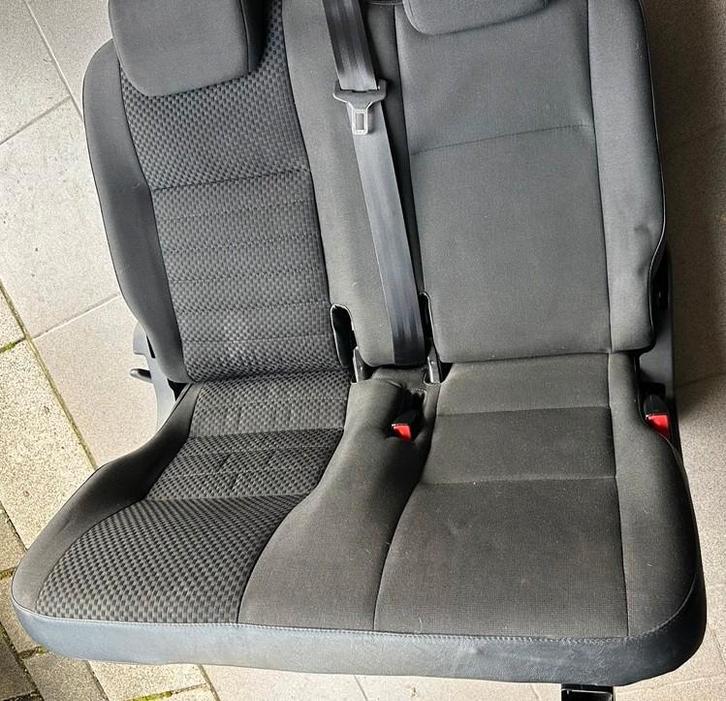 Achterbank Defender Puma, textiel. Nieuwe prijs: €900, Auto-onderdelen, Interieur en Bekleding, Land Rover, Gebruikt, Ophalen of Verzenden
