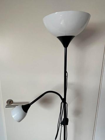 Ikea reading lamp beschikbaar voor biedingen