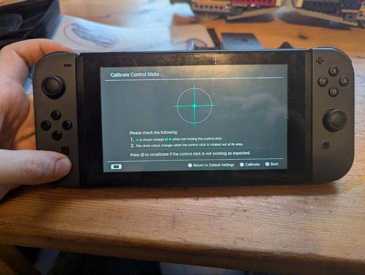 Nintendo switch, met controllers, dock, hoes en 2 spellen., Spelcomputers en Games, Spelcomputers | Nintendo Switch, Zo goed als nieuw