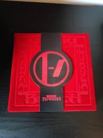 Twenty One Pilots - Breach Nova Bishop Boxset, Ophalen of Verzenden, Zo goed als nieuw, Boxset