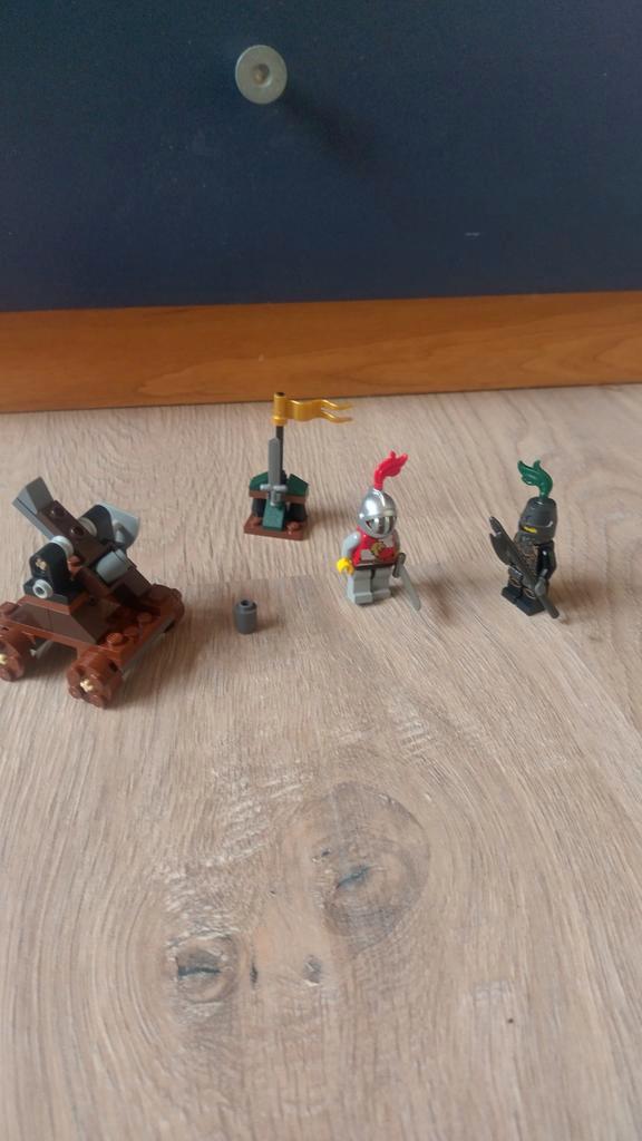 LEGO kingdoms 7950  Knights Showdown, Verzamelen, Poppenhuizen en Toebehoren, Zo goed als nieuw, Overige typen, Ophalen of Verzenden