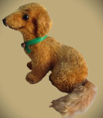 Hond~Teckel~Künstlerschutz W-D~Jaren 50 Hondje beschikbaar voor biedingen