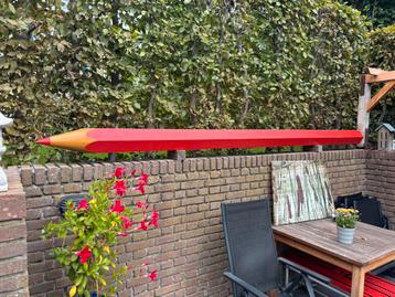Heel groot potlood stempotlood 360 cm lang verkiezingen beschikbaar voor biedingen