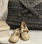 Brocante oude kinder schoentjes met doosje, Antiek en Kunst, Ophalen of Verzenden