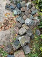 Basalt Keien - 100+ stuks, Tuin en Terras, Tegels en Klinkers, Ophalen, Gebruikt, Klinkers, Natuursteen